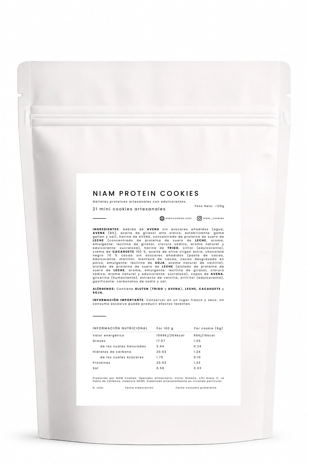 Parte trasera de la bolsa de NIAM Protein con la etiqueta: ingredientes, alérgenos e información nutricional.